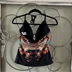 NWT Bathing suit top. Kenneth Cole Sz S